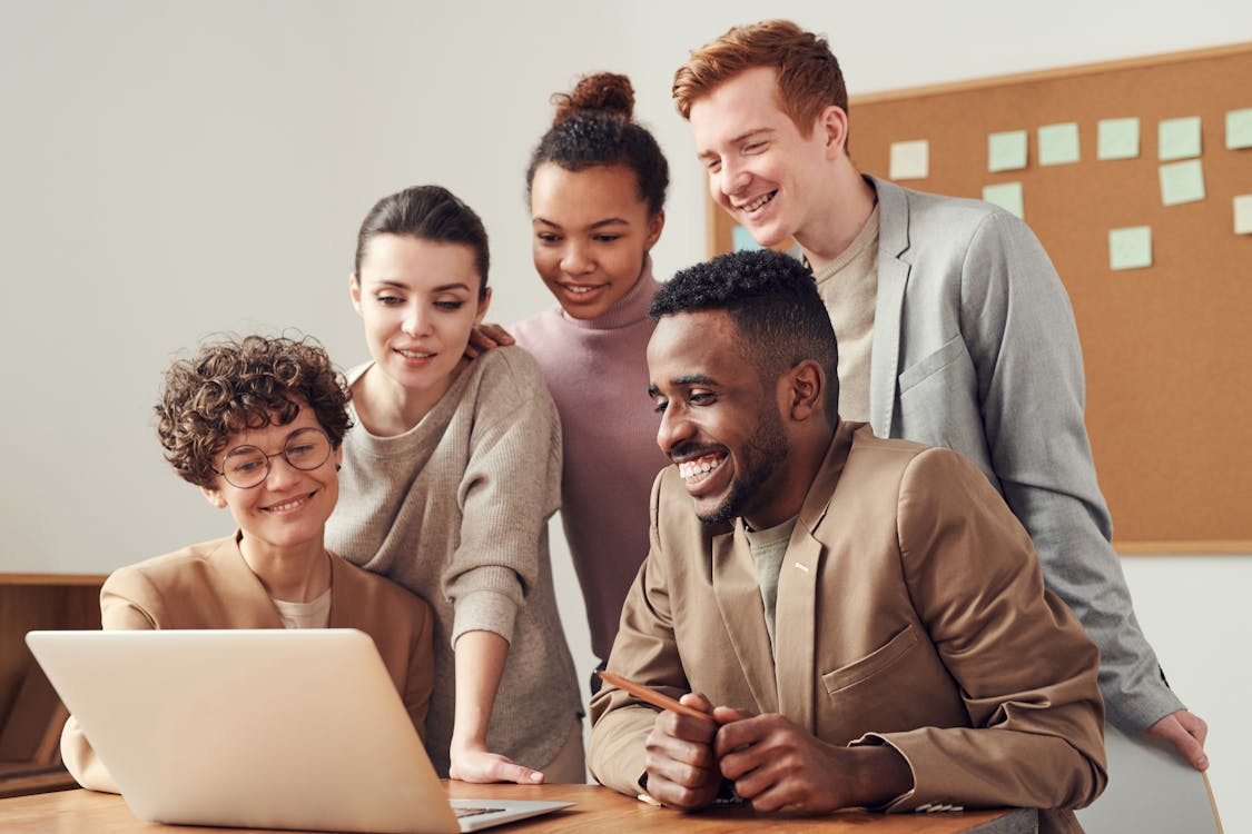How to Buy a Business: A Legal Guide for First-Time Buyers